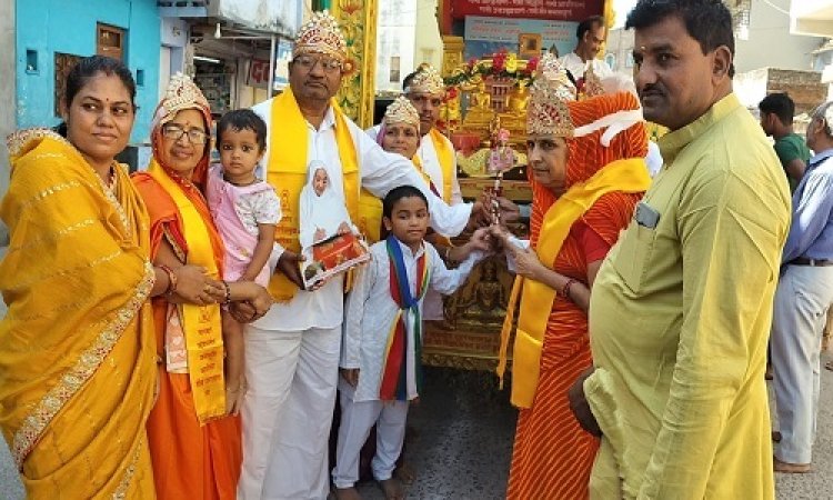 NEWS : अयोध्या से आगमन, तो सिंगोली नगर में निकाली भव्य रथ यात्रा, मुनिश्री सुप्रभ सागर बोले- भारतीय धार्मिक संस्कृति जैन दर्शन के बिना अधुरी, पढ़े खबर