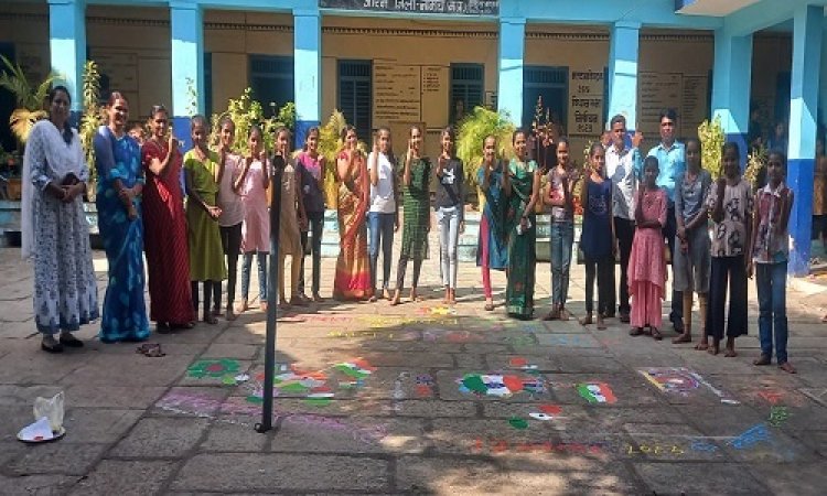 NEWS: जागरूकता अभियान, छात्राओं ने बनाई रंगोली, मतदाताओं को दिया ये संदेश, जीरन CMO ने नगरवासियों ने की ये अपील, पढ़े खबर