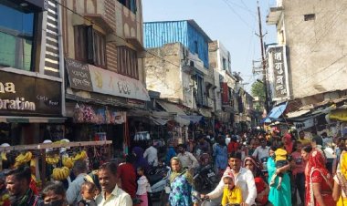 NEWS : दीपावली का त्यौहार, और मंदसौर पुलिस अलर्ट, बाजारों में बढ़ती भीड़, अब इतनी बजे तक होगी वाहन की एंट्री, इन नियमों का भी करना होगा पालन, कहां-क्या व्यवस्था, पढ़े ये खबर