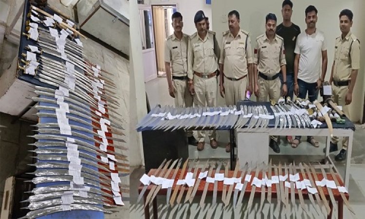 BIG BREAKING : अवैध हथियारों का खुलेआम निर्माण, सुचना पर घनश्याम के खेत पर पुलिस की दबिश, फिर कई तलवारों सहित ये सामग्री जप्त, मौके से एक तो गिरफ्तार, तो दुसरा फरार, मामला- मंदसौर जिले का, पढ़े खबर