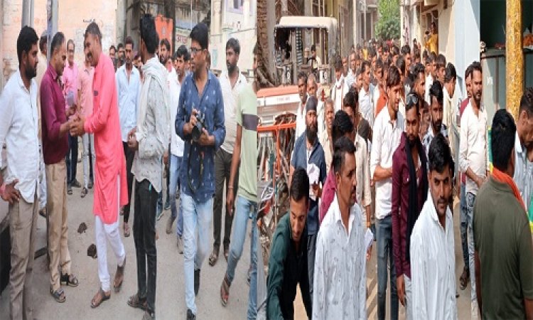 BIG NEWS: 20 साल से वंशवाद को झेल रहें ग्रामीण, जावद विधानसभा की जनता ने लिया परिवर्तन का संकल्प, कौन रचेगा स्वर्णिम इतिहास, निर्दलीय प्रत्याशी पूरणमल अहीर का सिंगोली क्षेत्र में जनसंपर्क, पढ़े खबर