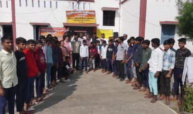 NEWS: मल्हारगढ़ विधायक जगदीश देवड़ा बने उप मुख्यमंत्री, भाजपा पिछड़ा मोर्चा ने छात्रावास में मनाया जश्न, बच्चों को खिलाई मिठाइयां, पढ़े नरेंद्र राठौर की खबर