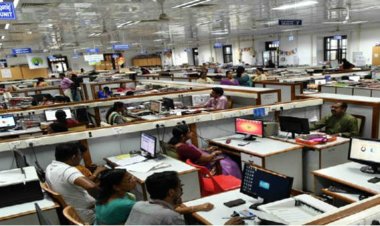 BIG BREAKING: 2024 की शुरुवात से पहले लाखों कर्मचारियों को सरकार का बड़ा तोहफा, इसमें चार प्रतिशत होगी वृद्धि, CM ने किया ऐलान, अब खाते में इतनी सैलरी बढ़कर आएगी, पढ़े खबर