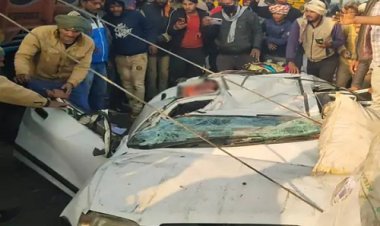 BIG BREAKING : मौत का भयावाह मंजर, कार पर पलटा ट्रक, पति-पत्नी सहित चार की दर्दनाक मौत, दो गंभीर घायल भी, एमपी के इस जिले में हुआ भीषण हादसा, पढ़े ये खबर