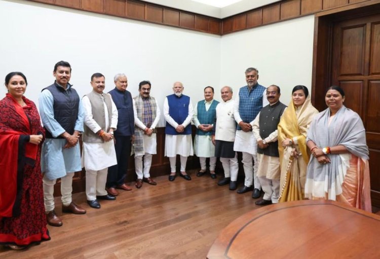 BIG BREAKING : दो केंद्रीय मंत्री सहित पांच सांसदों का इस्तीफा,MP में अब होगा CM का नया चेहरा, तो राजस्थान ओर छत्तीसगढ़ में भी यही रणनीति ! पार्टी सूत्रों के हवाले से आई ये बड़ी खबर