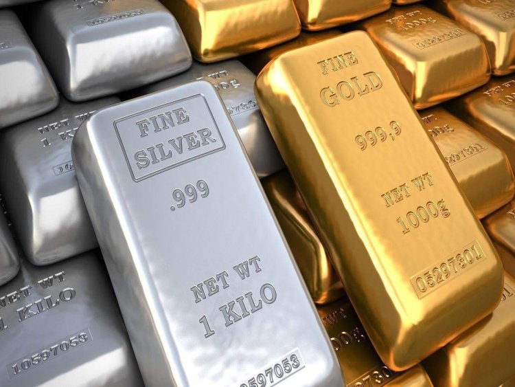 GOLD RATE : साल के आखरी माह में सोने चांदी के भाव में इतना आया अंतराल, खरीदने से पहले जान ले आज के ताजा भाव, पढ़े इस खबर में