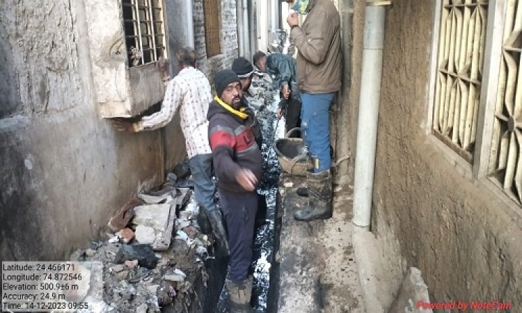 NEWS: नगर पालिका ने नीमच की इस कॉलोनी में चलाया विशेष अभियान, बैक लाईन में पहुंचे कर्मचारी, और उठाया ये बड़ा कदम, पढ़े खबर