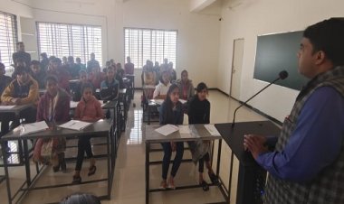 NEWS: शासकीय महाविद्यालय जीरन में एक दिवसीय उद्यमिता जागरूकता कार्यशाला संपन्न, इन्होंने दी पात्रता व प्रोसेस की जानकारी, पढ़े खबर