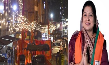 NEWS: अयोध्या में श्रीराम की प्राण-प्रतिष्ठा, दीपावली की तर्ज पर सजा पिपलियामंडी नगर, रंग-बिरंगी और शानदार रोशनी जगमगाई, हर तरफ लहरा रहा भगवा, पढ़े खबर