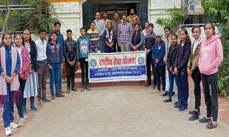 NEWS: हिमाचल एडवेंचर कैंप में किया जिले एवं विश्वविद्यालय का प्रतिनिधित्व, अब मनासा लौटी स्वयंसेविका पदमा पाराशर, भव्य स्वागत किया, पढ़े खबर
