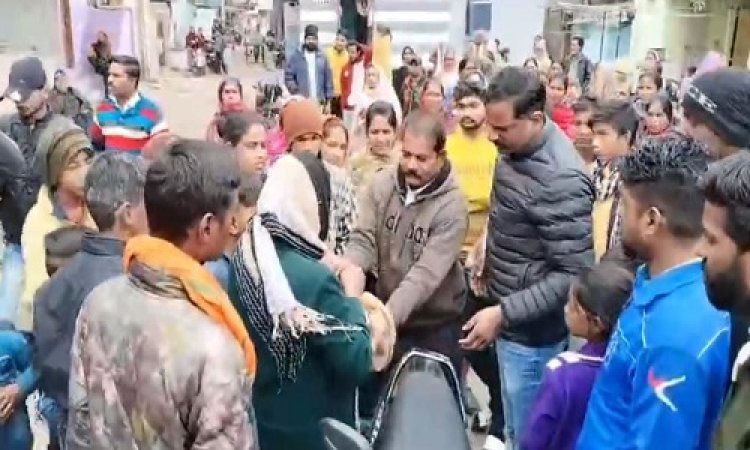 BIG NEWS: नीमच के इस क्षेत्र में मिला नवजात बच्ची का शव, इलाके में मची अफरा-तफरी, फिर कैंट पुलिस पहुंची मौके पर, अब जांच शुरू, क्या है पूरा मामला...! पढ़े खबर