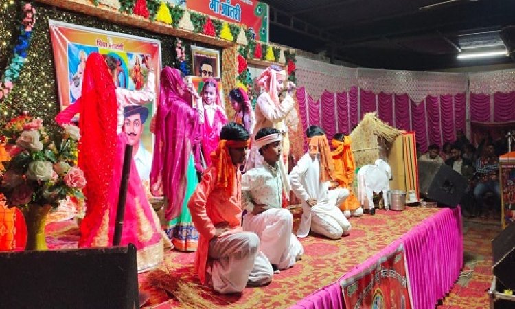 NEWS: आंतरी माता गांव के इस स्कूल में धूमधाम से मनाया वार्षिकोत्सव, बच्चों ने दी रंगारंग प्रस्तुतियां, पढ़े ये खबर