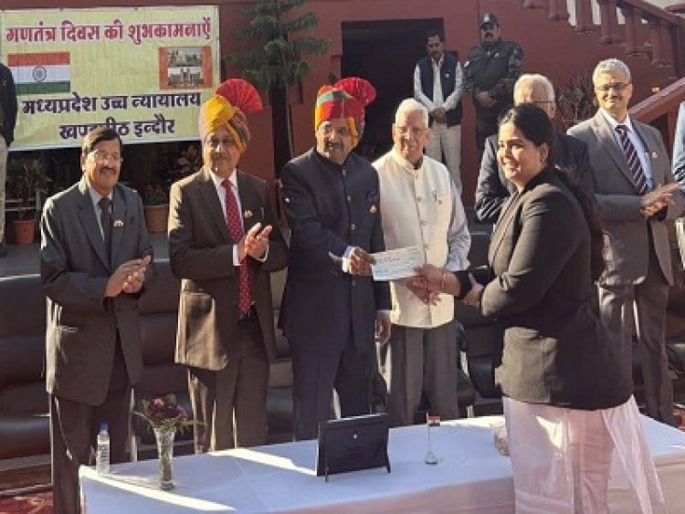 NEWS : कनिष्ठ अभिभाषक प्रांजलि यजुर्वेदी ने किया नीमच-मंदसौर का नाम रोशन, अभिभाषक संघ करेगा सम्मान, इंदौर में मिला नगद पुरूस्कार, पढ़े खबर