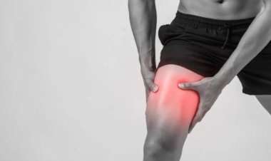 HEALTH TIPS : जोड़ों के दर्द ने कर दिया परेशान, उठना-बैठना भी मुश्किल, तो तैयार करें ये चमत्कारी तेल, घर बैठे मिलेगी राहत, क्लिक करें और देखें...!