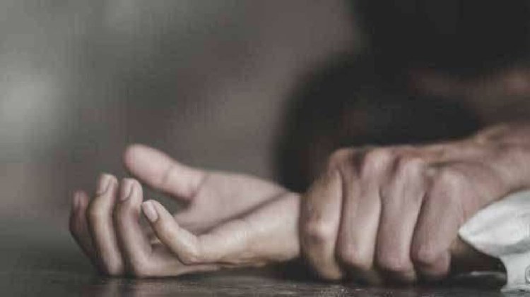 BIG NEWS : शिक्षक को प्यार का झांसा, बना लिया ये वीडियो, फिर दी धमकी, तो हो गई मौत, फिर ऐसे बाहर आया दफन राज...! अब कुकडेश्वर पुलिस जुटी इनकी तलाश में, क्या है पूरा मामला, पढ़े ये खबर