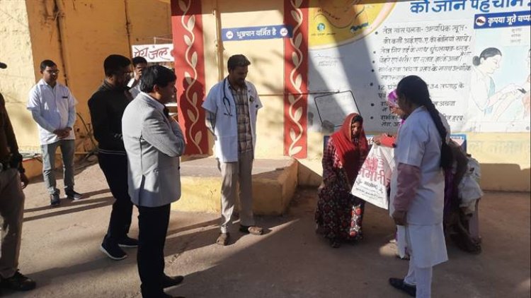 NEWS : नीमच के इस क्षेत्र में पहुंचे कलेक्टर, किया स्वास्थ केंद्रों का निरिक्षण, तो इन्हे दिए निर्देश, अवलोकन के साथ सुविधाओं का लिया जायजा, पढ़े ये खबर