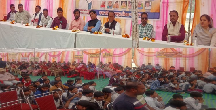 NEWS: विकसित भारत संकल्प यात्रा के दूसरे चरण का शुभारंभ, रामपुरा में विशेष कार्यक्रम संपंन्न, अधिकारियों ने इन्हें योजनाओं से कराया अवगत, समस्याओं के निराकरण का भी दिया आश्वासन, पढ़े रुपेश सारू की खबर