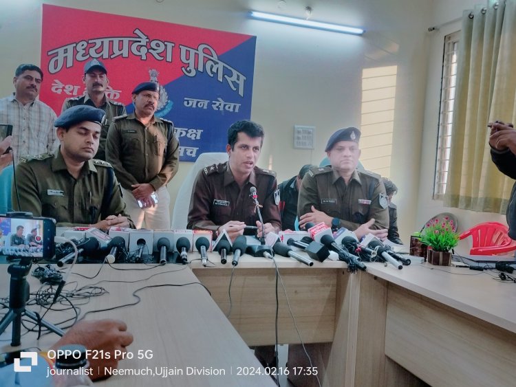 BIG BREAKING : समाजसेवी अशोक अरोरा गोलीकांड मामला, महज 16 दिनों में स्पेशल टीम को मिली सफलता, पूरे घटनाक्रम का खुलासा, नीमच में ही क्यों रची थी इतनी बड़ी साजिश...! खाकी ने कर दिया पर्दाफाश, हथियार और नगदी भी जप्त, पढ़े ये खबर