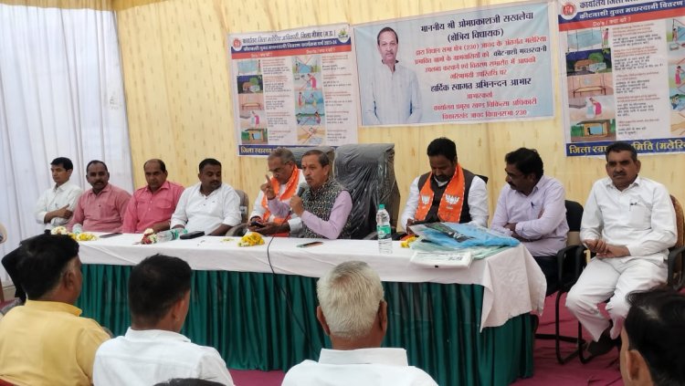 NEWS : रतनगढ़ में बीमारी की रोकथाम पर विशेष आयोजन,पूर्व मंत्री सांसद ने आवश्यक सामग्री का किया वितरण ,ये भी रहे कार्यक्रम में शामिल,पढ़े ये खबर