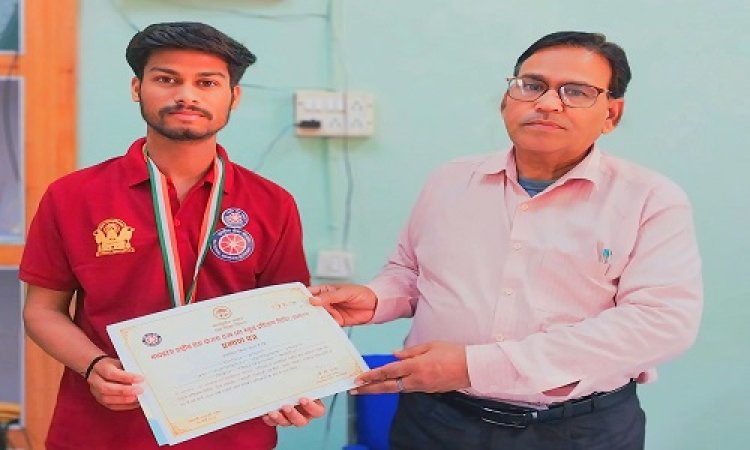 NEWS: रा.से.यो. छात्र का राज्य स्तरीय प्रशिक्षण शिविर में हुआ चयन, क्या बोले प्रो. आशीष कुमार सोनी, पढ़े खबर