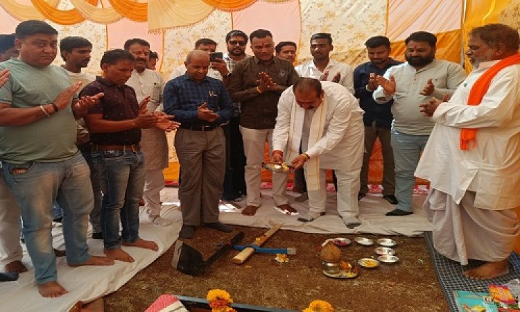 NEWS: CM राइस स्कूल के बच्चों को मिलेगी नए भवन की सौगात, हाईटैक सुविधाओं से होगा लेस, विधायक परिहार ने किया भूमिपूजन, आखिर कहां होगा निर्माण, पढ़े ये खबर