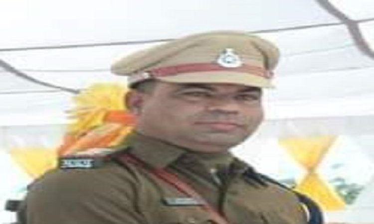NEWS: पिपलियामंडी चौकी प्रभारी बोरासी का ट्रांसफर, अब एसआई कपिल सौराष्ट्रीय संभालेंगे कमान, पढ़े खबर