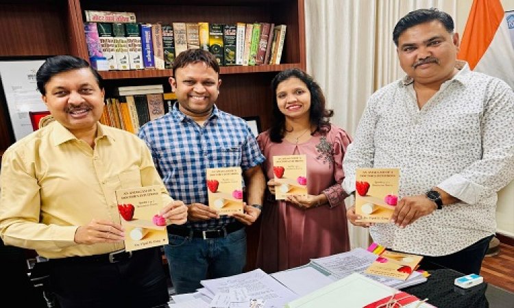 BIG NEWS : द्विभाषीय पुस्तक "एन एमालगम ऑफ ए डॉक्टर्स इंटुइशन्स" का विमोचन, डॉ. विपुल गर्ग के चिकित्सा से लेखन के सफर की सराहना, पढ़े खबर