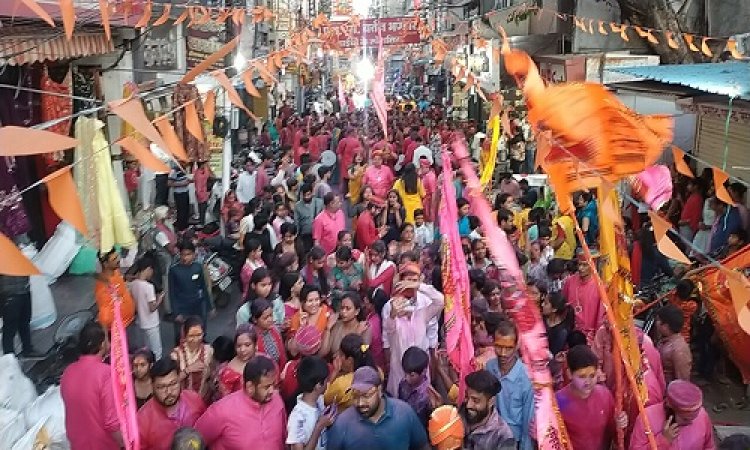 BIG NEWS: नगर भ्रमण पर निकले नीमच नरेश, बाबा श्याम की भव्य पालकी यात्रा निकाली, रंग गुलाल से सराबोर हुए श्याम प्रेमी, पढ़े खबर