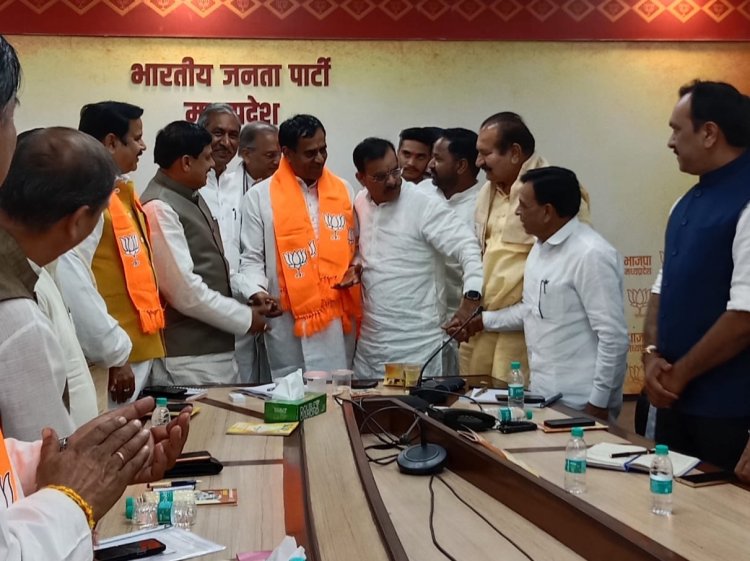 BIG BREAKING: नीमच जिले में कांग्रेस को बड़ा झटका, दिग्गज नेता उमरावसिंह गुर्जर बीजेपी में शामिल, सीएम यादव सहित इनकी मौजूदगी में ली सदस्यता, पढ़े खबर