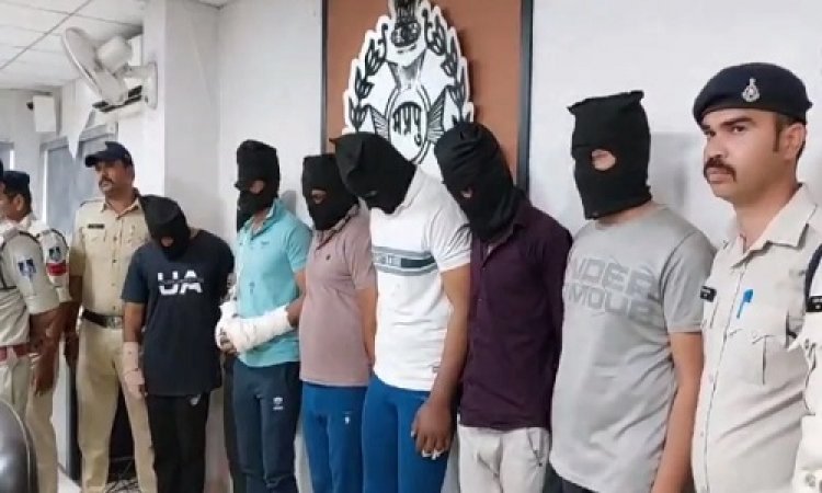 BIG NEWS : पहले बाइक को मारी टक्कर, फिर हमला कर दो युवकों को उतारा मौत के घाट, हत्या को हादसा बताने का प्लान फ्लॉप, सात आरोपी गिरफ्तार, इतनों की और तलाश, रतलाम पुलिस ने किया हत्याकांड का खुलासा, पढ़े खबर