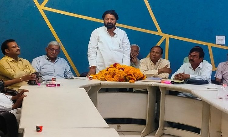 BIG NEWS: नीमच-मंदसौर-जावरा संसदीय क्षेत्र, प्रत्याशी दिलीप गुर्जर का नीमच दौरा, कार्यकर्ताओं से यहां की मुलाकात, बोले- कांग्रेस पूरी मुस्तैदी और जाबाजी के साथ लोकसभा चुनाव लड़ेगी, पढ़े खबर