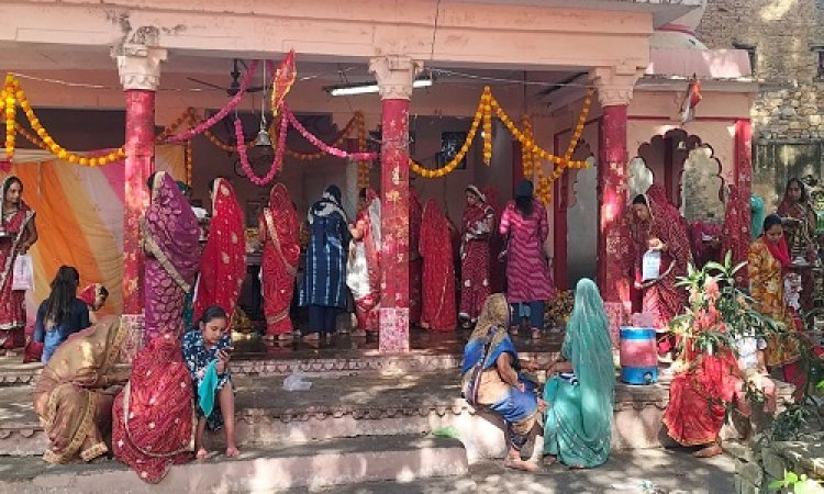 NEWS: शीतला सप्तमी, महिलाओं ने की मां की पूजा-अर्चना, पूर्ण श्रद्धा एवं उत्साह के साथ मनाया पवित्र पर्व, पढ़े रुपेश सारू की खबर