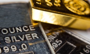 GOLD-SILVER PRICE TODAY : चांदी हो गई 85 हजार के पार, तो सोने के भाव में भी आया उछाल, खरीदने से पहले जान लें आज के ताजा रेट...!