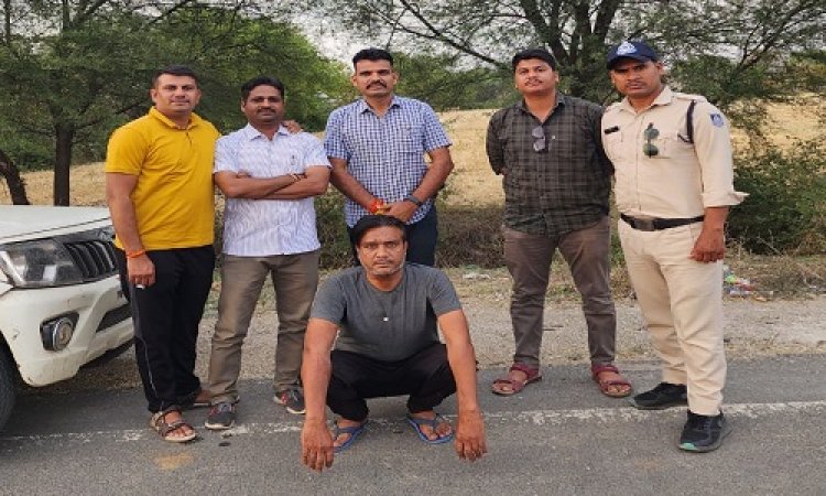 BIG NEWS: नीमच पुलिस टीम को मिली सफलता, सालों से फरार स्थाई वारंटी को किया गिरफ्तार, यहां दबिश के बाद आया हाथ, पढ़े खबर