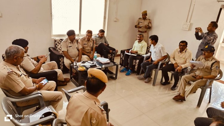 BIG NEWS: लोकसभा चुनाव 2024, सिंगोली में यहां पहुंचे एमपी-राजस्थान के पुलिस एवं राजस्व अधिकारी, स्टेट बार्डर बैठक संपन्न, इन मुद्दों पर चर्चा, पढ़े आजाद नीलगर की खबर