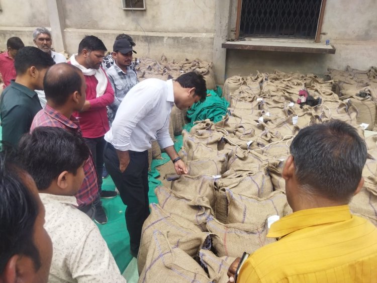 NEWS: मनासा एसडीएम ने किया उपार्जन केंद्र का निरीक्षण, किसानों के लिए पर्याप्त व्यवस्था करने के निर्देश, पढ़े खबर