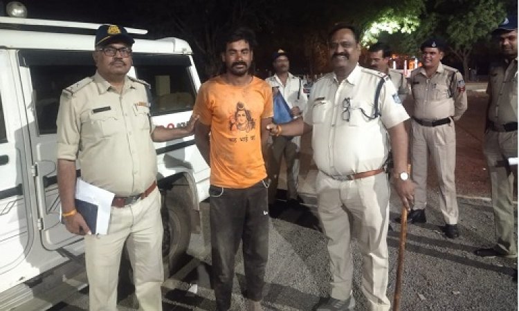NEWS: जिला पुलिस की कॉम्बिंग गश्त, स्थाई, फरारी एवं गिरफ्तारी वारंटी कराएं तामील, आदतन अपराधियों की चैकिंग भी, पढ़े खबर