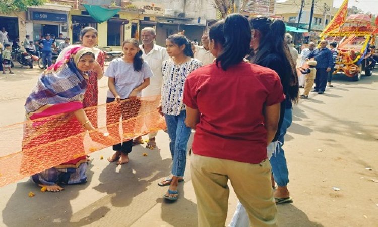 NEWS: चैत्र नवरात्रि पर्व, भक्तों में उत्साह, चीताखेड़ा से आवरीमाता तक निकाली विशाल चुनरी यात्रा, दरबार में लगाएंगे हाजरी, करेंगे सुख-समृद्धि की कामना, पढ़े आजाद मंसूरी की खबर