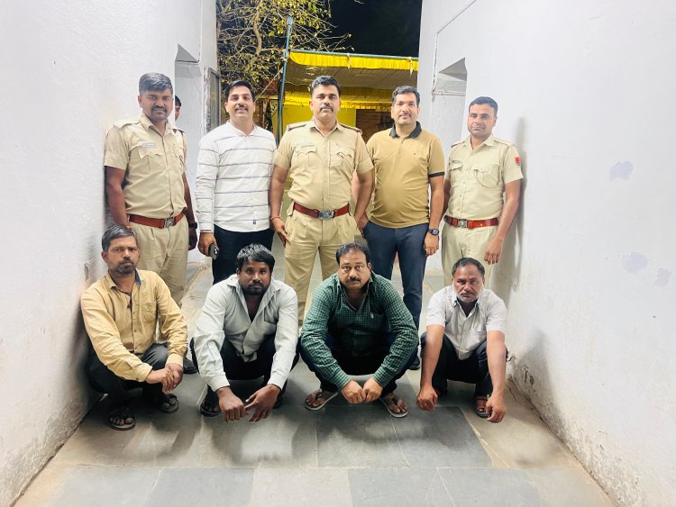 BIG NEWS: जिला पुलिस की विशेष टीम की कार्यवाही, एमपी में निवासरत 50 से अधिक अपराधियों को दबौचा, दो ईनामी अपराधियों सहित कई गंभीर मामलों में वांछित 53 आरोपी हिरासत में, पढ़े खबर