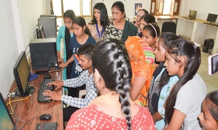 NEWS : सेवा के लिए समर्पित इनरव्हील की एक और बड़ी पहल, निःशुल्क कंप्यूटर प्रशिक्षण शिविर की शुरुवात, इतने दिनों तक होगा संचालित, पढ़े खबर