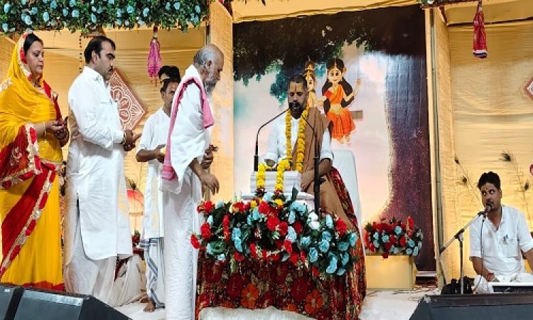 NEWS : श्रीमद भागवत कथा में भक्त प्रहलाद, भगवान नरसिंह का चरित्र-चित्रण, मदन मोहन महाराज ने कहां- भगवान की भक्ति में ही शक्ति, पढ़े खबर