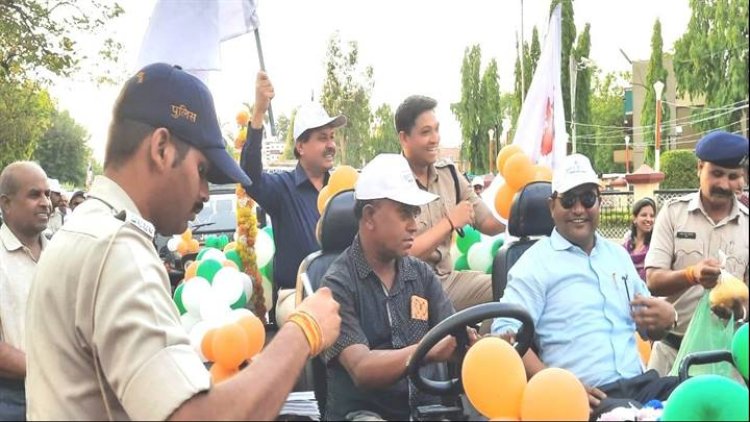 BIG NEWS : 13 मई को नीमच करेगा मतदान, सारे काम छोड दो-सबसे पहले वोट दो के नारों से गूंज उठा शहर, कलेक्‍टर एवं एसपी के नेतृत्‍व में वृहद मतदाता जागरूकता वाहन रैली संपन्न, पढ़े खबर
