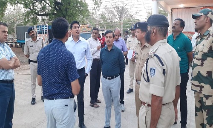 NEWS : कलेक्टर एवं एसपी ने किया मतगणना केंद्र एवं स्ट्रांग रूम परिसर का निरीक्षण, सुरक्षा व्यवस्था का लिया जायजा, पढ़े खबर