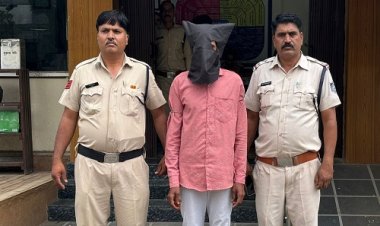 BIG NEWS : मंदिर से छत्र और नगदी सहित बेशकीमती सामान चोरी, FIR के बाद हरकत में आई सीतामऊ पुलिस, चंद घंटों में घटना का पर्दाफाश, आरोपी इमरान भी गिरफ्तार, पढ़े खबर