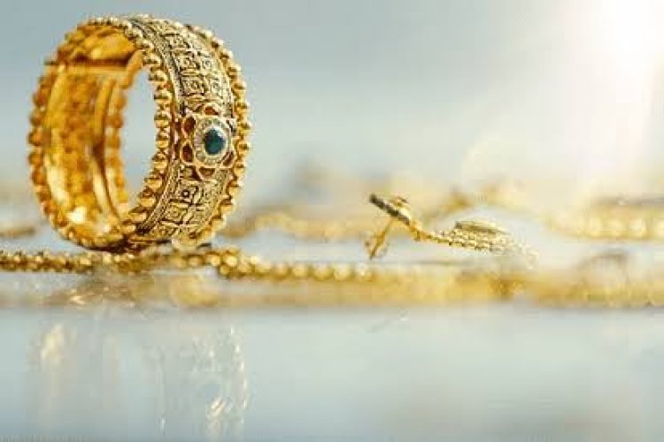 GOLD-SILVER PRICE TODAY : आज सोना हुआ सस्ता, तो चांदी भी नरम, अचानक गिरे भाव, क्या है ताजा रेट, क्लिक करें और देखें 