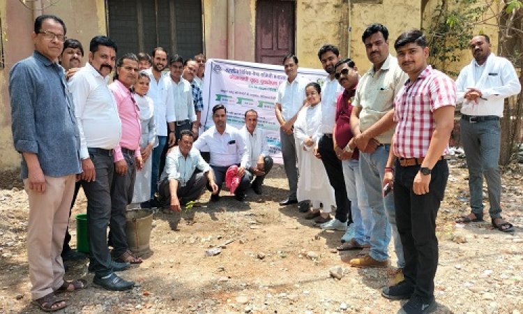 NEWS : विश्व पर्यावरण दिवस, सिविल न्यायालय के मा. न्यायाधीशगण, अधिवक्ता एवं कर्मचारियों ने किया वृक्षारोपण, दिया ये संदेश, पढ़े खबर