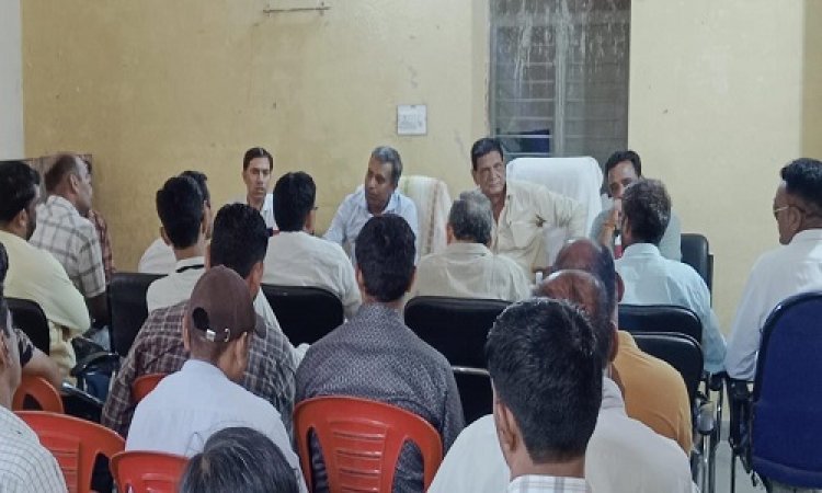 NEWS : रक्त समूह परीक्षण शिविर, जीरन नगर परिषद कार्यालय में बैठक संपन्न, तैयारियों के संबंध में तहसीलदार ने की चर्चा, दिए आवश्यक दिशा-निर्देश, पढ़े खबर