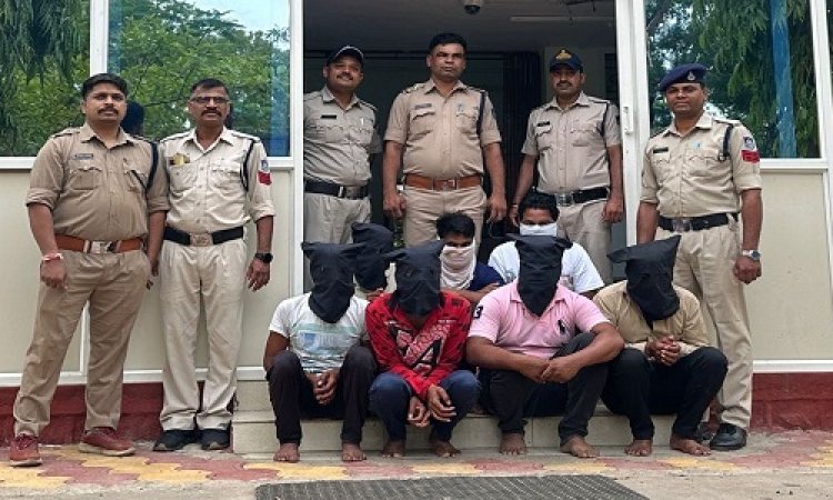 BIG NEWS : मारपीट का वीडियों वायरल, तत्काल एक्शन में आई मंदसौर पुलिस, खाकी की नीमच में भी आमद, फिर FIR दर्ज, अब सात आरोपी गिरफ्तार, पढ़े खबर