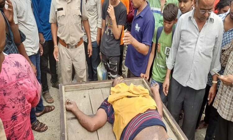 OMG ! बस में युवक की तबियत बिगड़ी, फिर तोड़ दिया दम, मची अफरा-तफरी, कुकड़ेश्वर पुलिस भी मौके पर, परिजनों ने पीएम से किया इनकार, डॉक्टर ने बताया मौत का ये कारण, पढ़े मनीष जोलान्या खबर