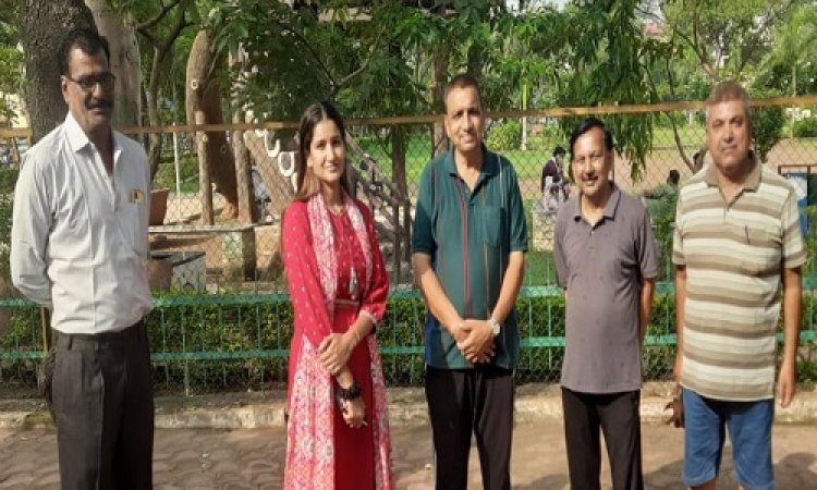 BIG NEWS : नीमच के इन चार वार्डों में पहुंची नगर पालिका अध्यक्ष चौपड़ा, सफाई व्यवस्था का किया निरीक्षण, रहवासियों से चर्चा भी, फिर इनके खिलाफ कार्यवाही के दिए निर्देश, पढ़े खबर